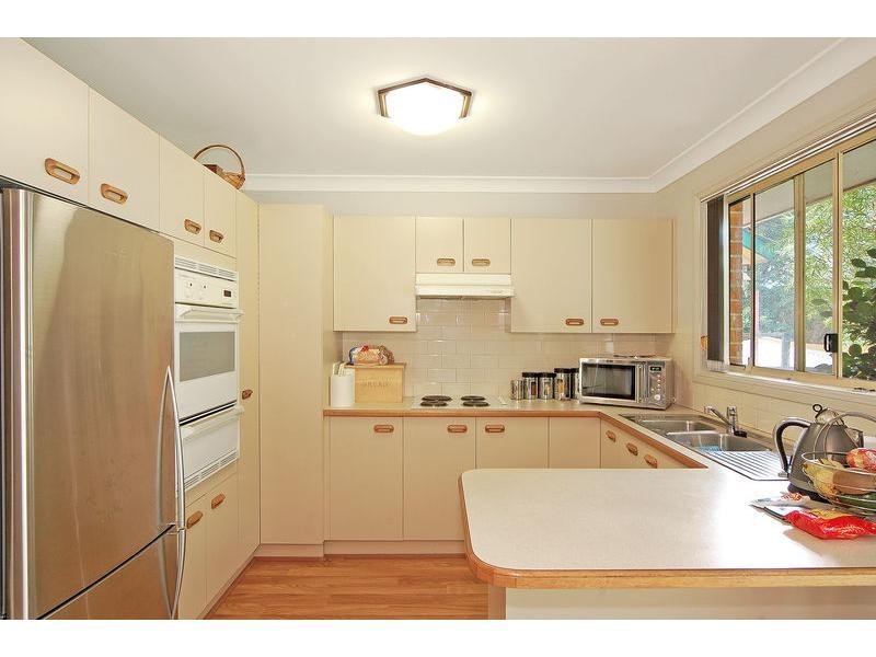 1/4 Karowa Street, Bomaderry NSW 2541