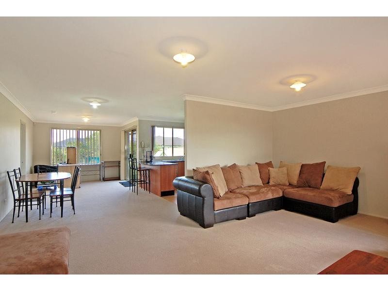 20 Guinea Flower Crescent, Worrigee NSW 2540