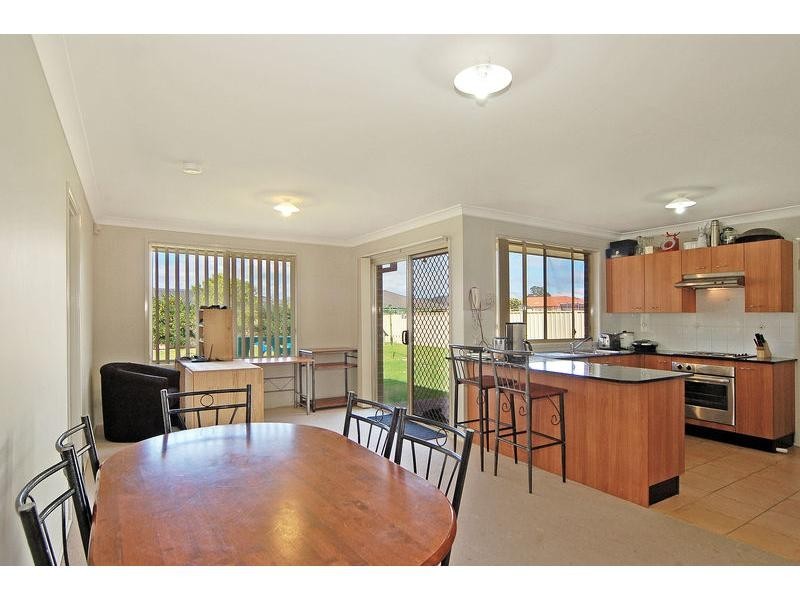 20 Guinea Flower Crescent, Worrigee NSW 2540