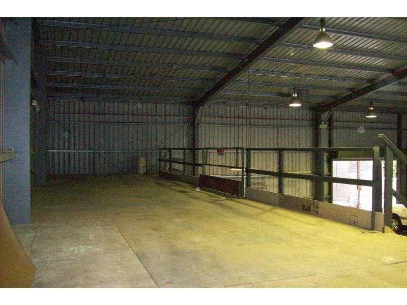 1 & 2/68 Meroo Road, Bomaderry NSW 2541