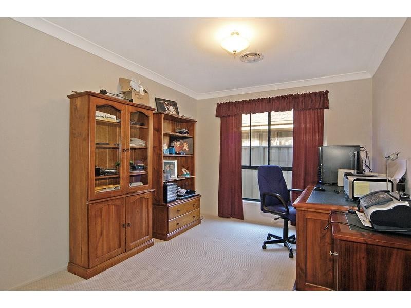 3 The Garden Walk, Worrigee NSW 2540