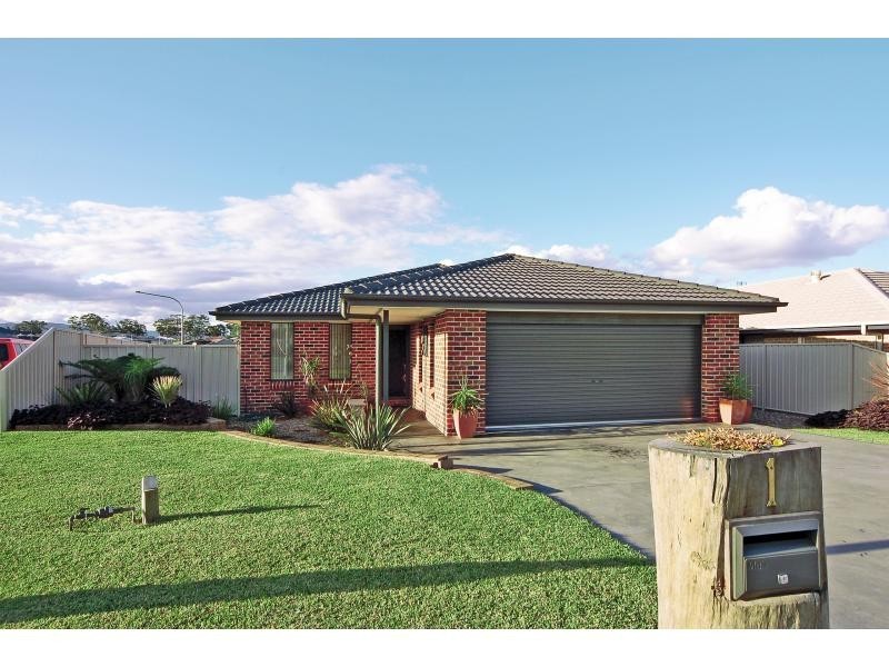 1 Coral Gum Court, Worrigee NSW 2540