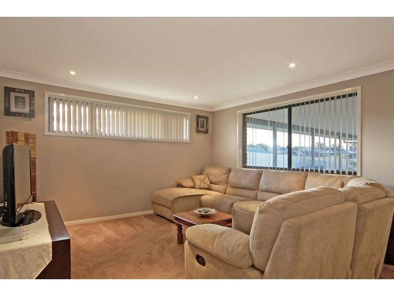 1 Coral Gum Court, Worrigee NSW 2540