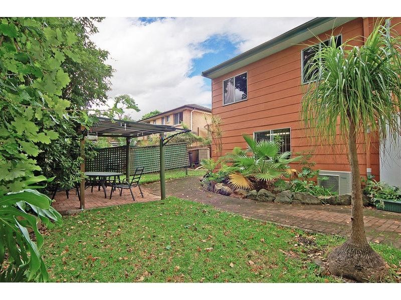 8 Kahlua Crescent, Bomaderry NSW 2541