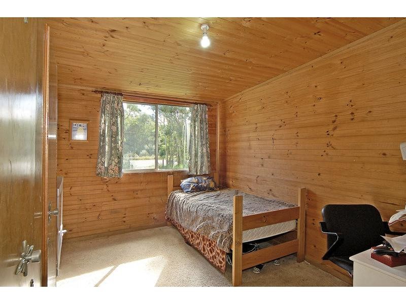 D937 Princes Highway, Falls Creek NSW 2540