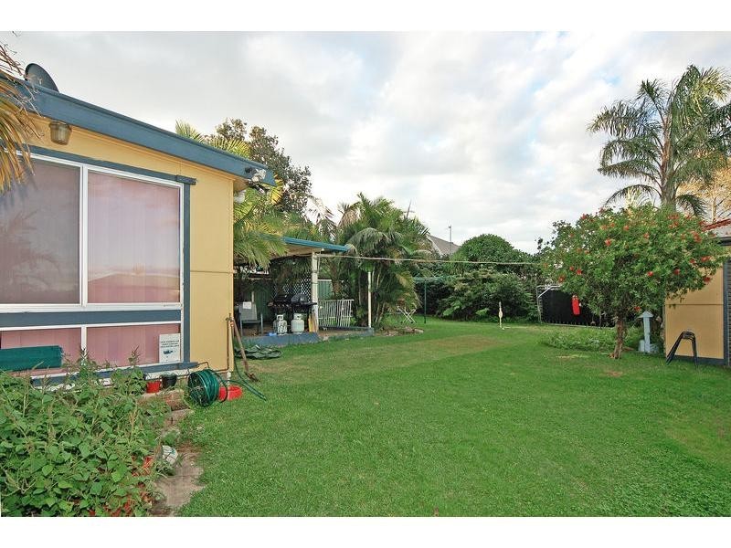 19 Bunberra Street, Bomaderry NSW 2541