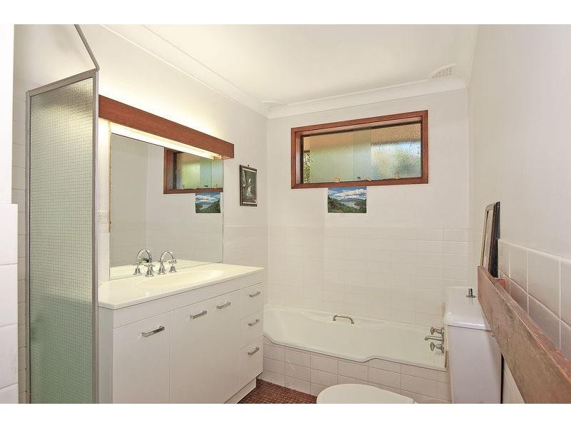 3 Tarraba Crescent, Nowra NSW 2541