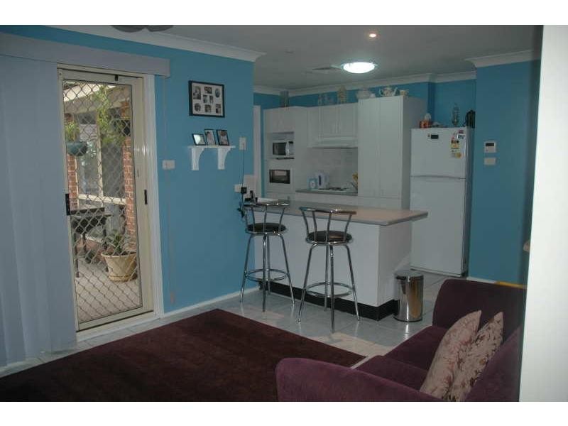 6 Stockley Close, West Nowra NSW 2541