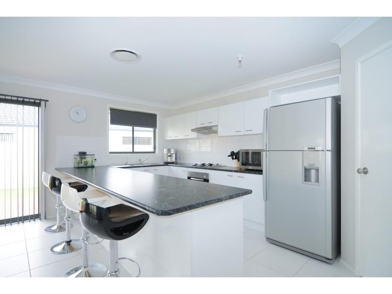 12 Lacebark Grove, Worrigee NSW 2540