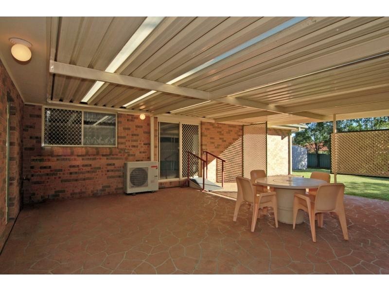 16 Robinia Way, Worrigee NSW 2540