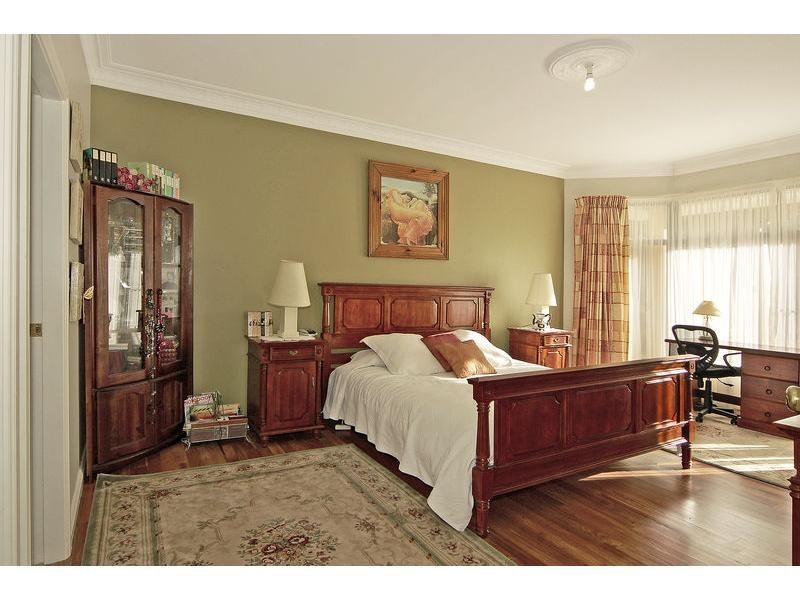 D1083 Princes Highway, Falls Creek NSW 2540