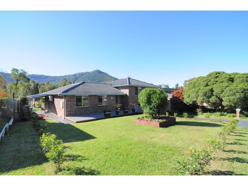 42 Goorama Drive, Cambewarra NSW 2540