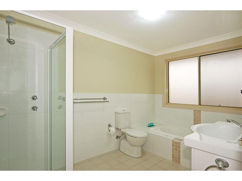 16 Royal Street, Worrigee NSW 2540