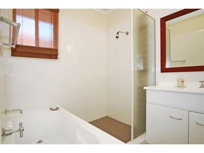 54 Page Avenue, North Nowra NSW 2541