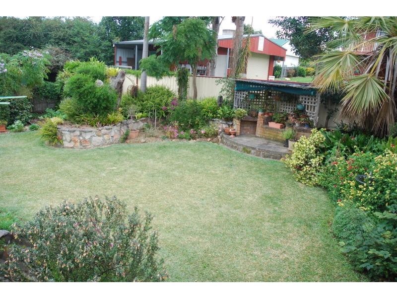 166 McKay Street, Nowra NSW 2541
