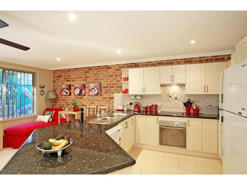 Unit 1/64 Brinawarr Street, Bomaderry NSW 2541