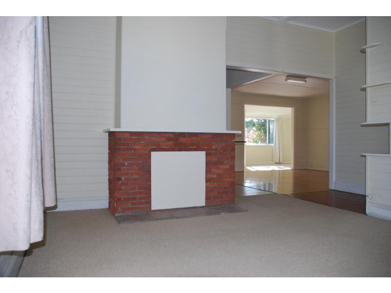 47 Moss Street, Nowra NSW 2541