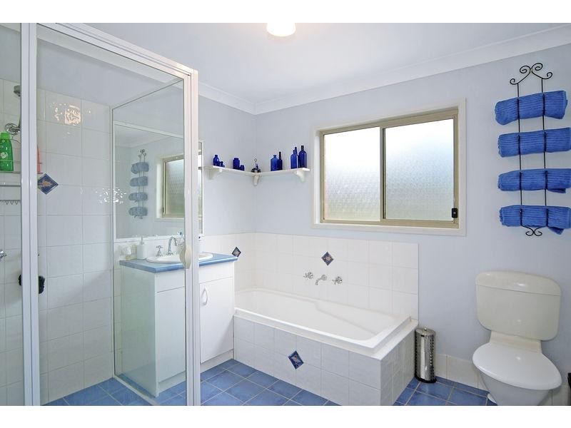 218 Cabbage Tree Lane, Nowra Hill NSW 2540