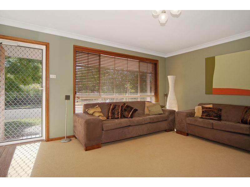 Villa 4/40 Lyndhurst Drive, Bomaderry NSW 2541