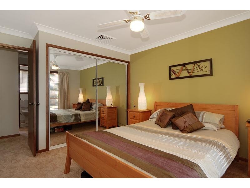 Villa 4/40 Lyndhurst Drive, Bomaderry NSW 2541