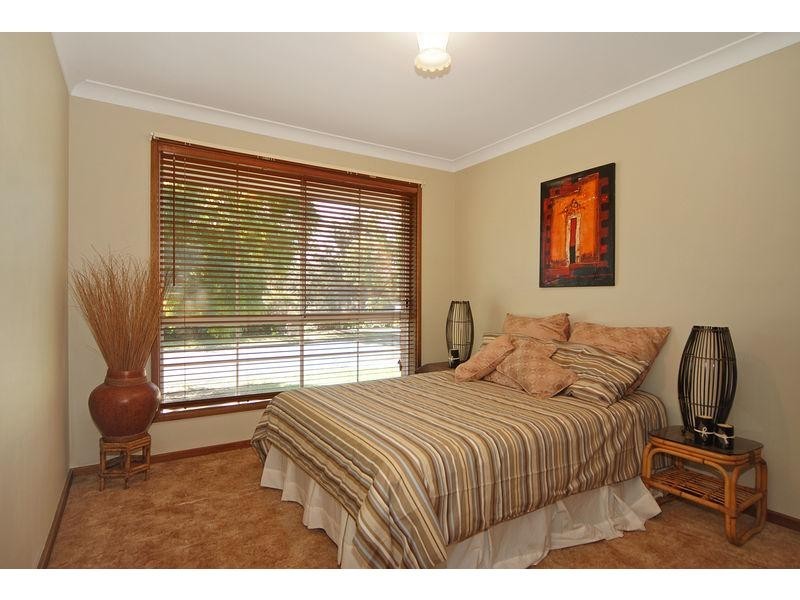 Villa 4/40 Lyndhurst Drive, Bomaderry NSW 2541