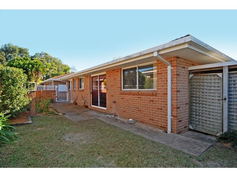 Villa 4/40 Lyndhurst Drive, Bomaderry NSW 2541