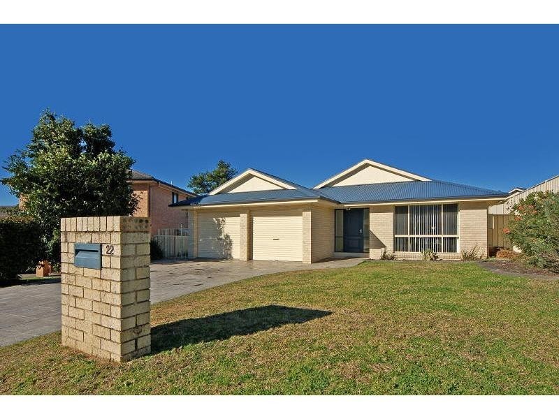 22 Hibiscus Place, Bomaderry NSW 2541