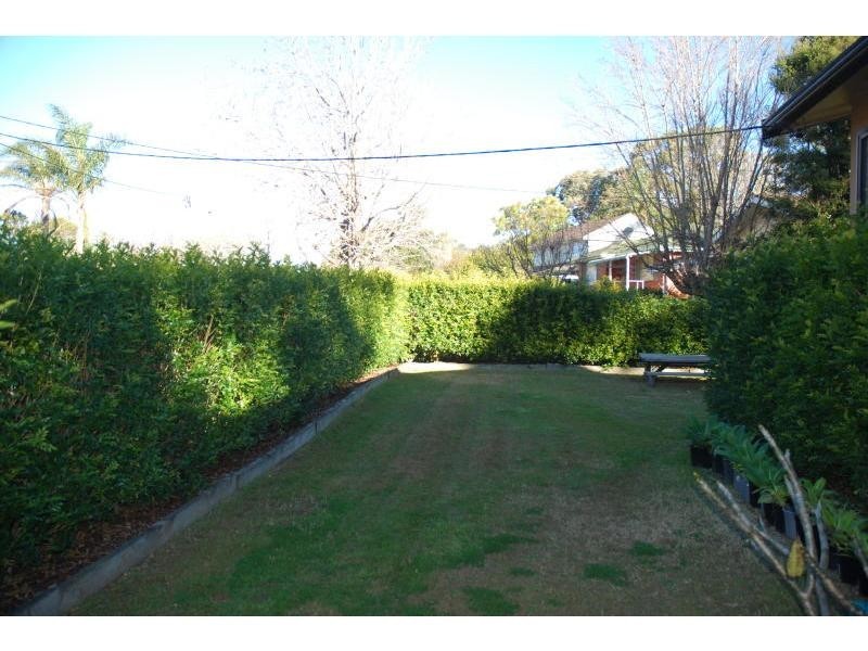 33 Walsh Crescent, North Nowra NSW 2541