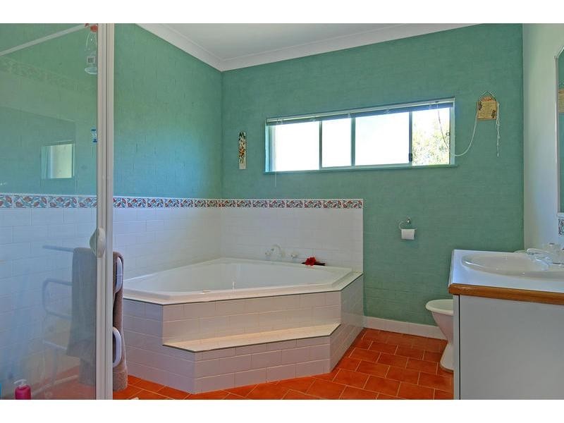 11 Binks Place, Cambewarra NSW 2540