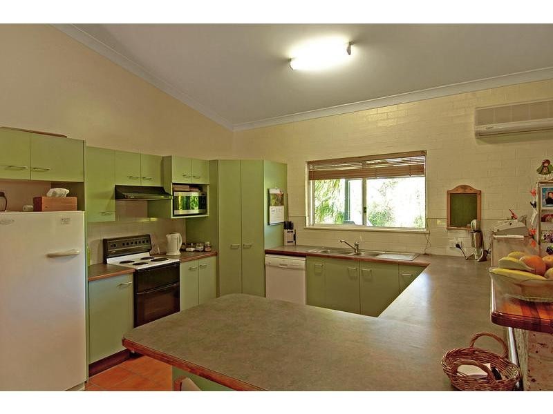 11 Binks Place, Cambewarra NSW 2540