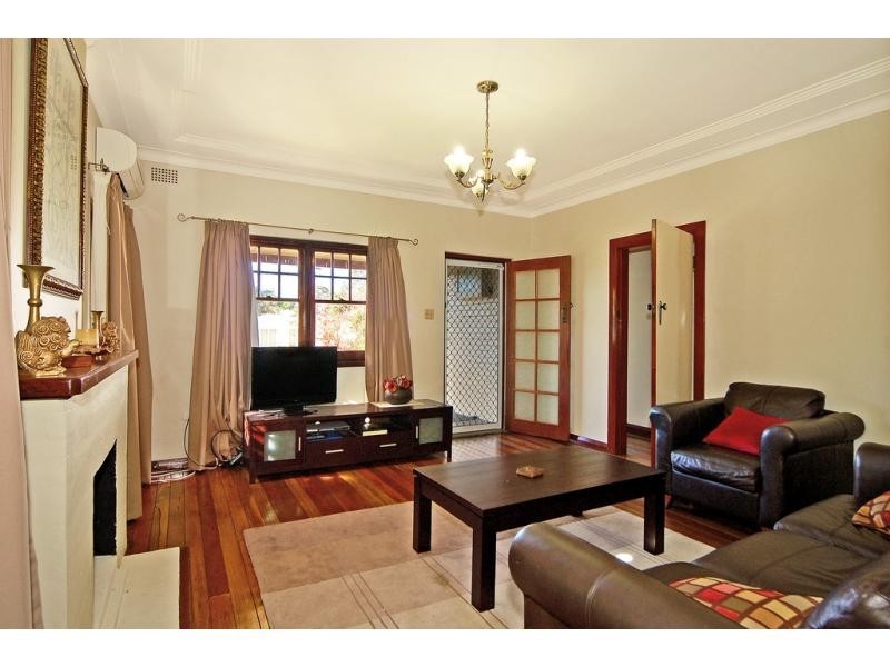 119 Kinghorne Street, Nowra NSW 2541