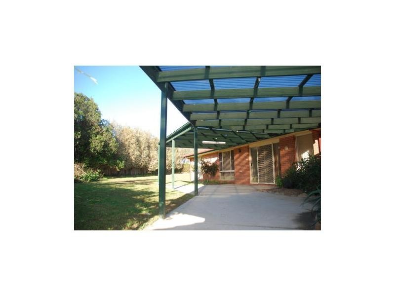 5 Cane Close, North Nowra NSW 2541