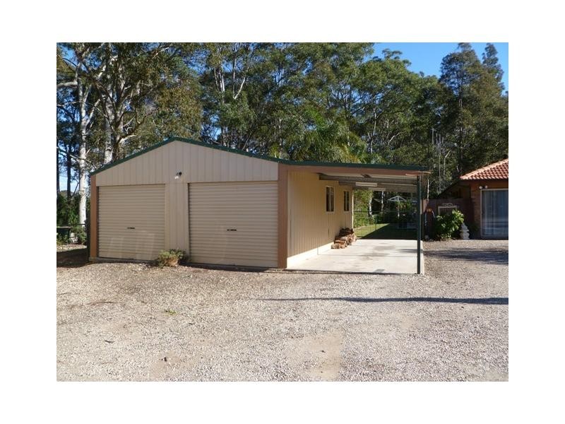 9 Tartarian Crescent, Bomaderry NSW 2541
