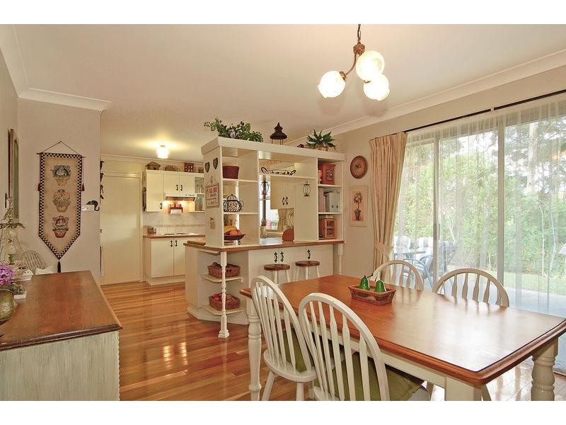 9 Tartarian Crescent, Bomaderry NSW 2541