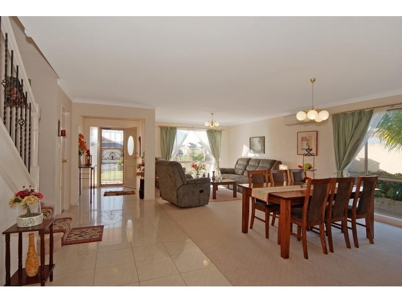 6 Junee Link, Nowra NSW 2541