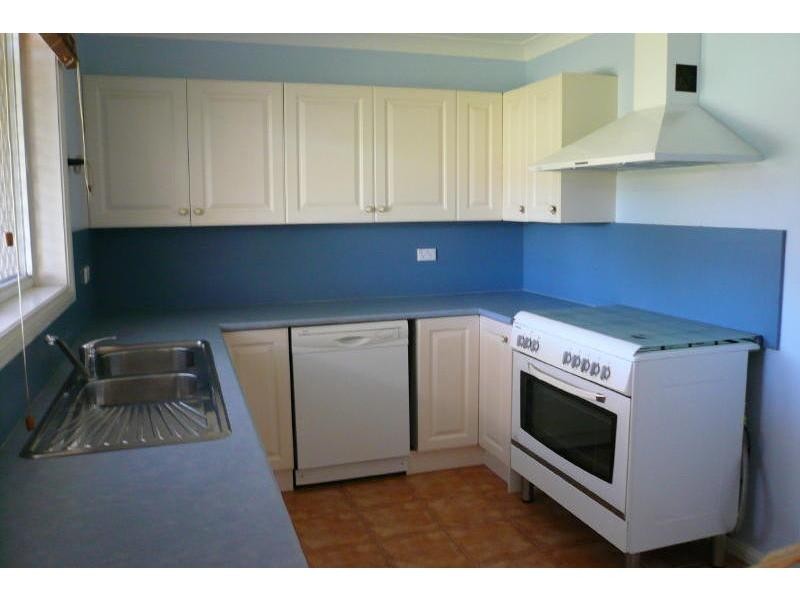 12 Bisdee Place, Nowra NSW 2541