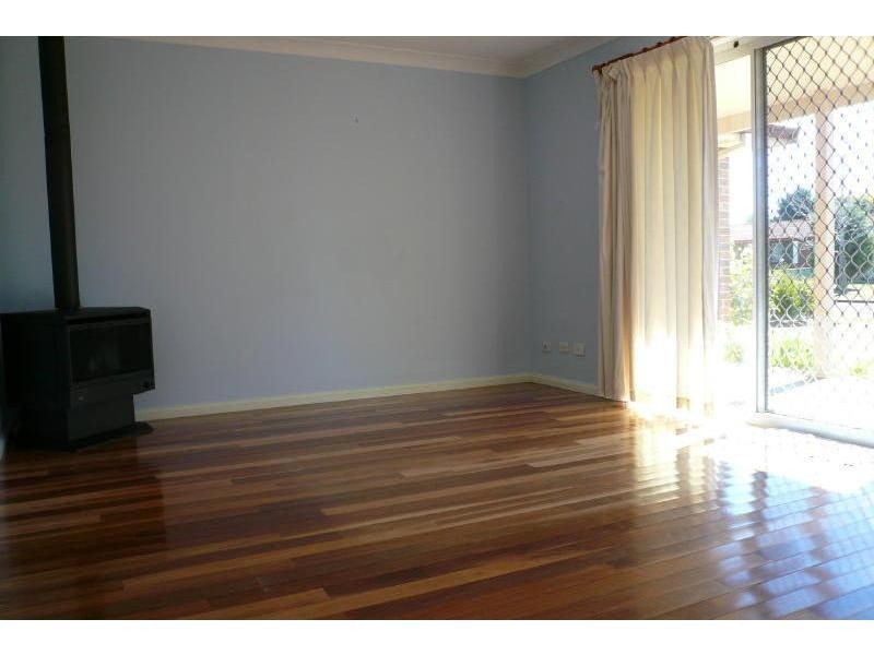 12 Bisdee Place, Nowra NSW 2541