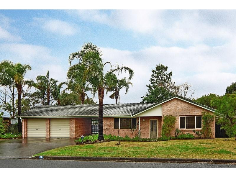 9 Chebec Close, Bomaderry NSW 2541