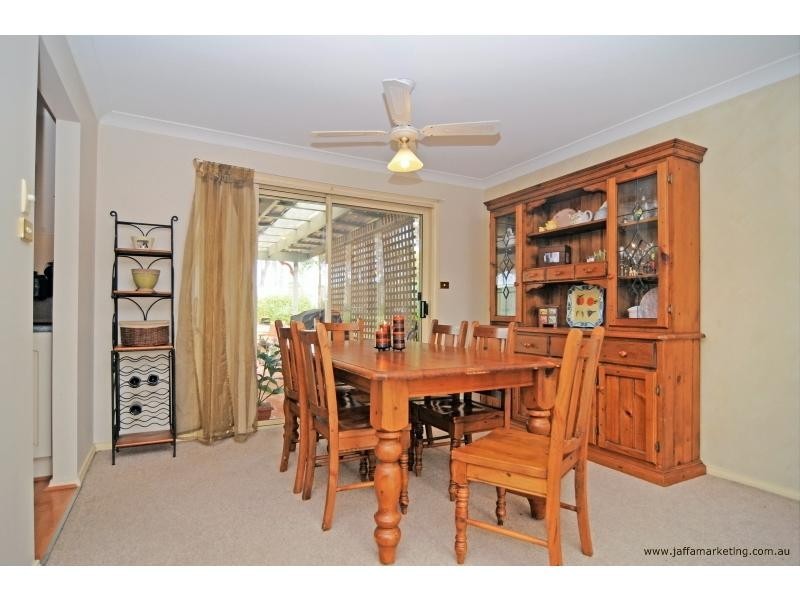 37 Illawarra Circuit, Worrigee NSW 2540