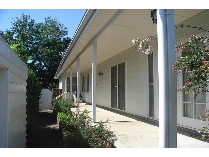 7 Phillip Drive, North Nowra NSW 2541