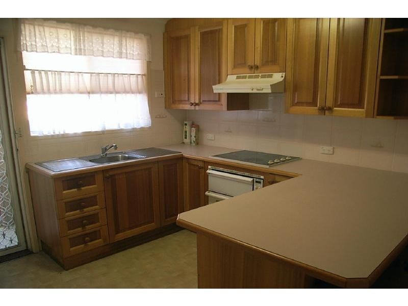 7 Phillip Drive, North Nowra NSW 2541