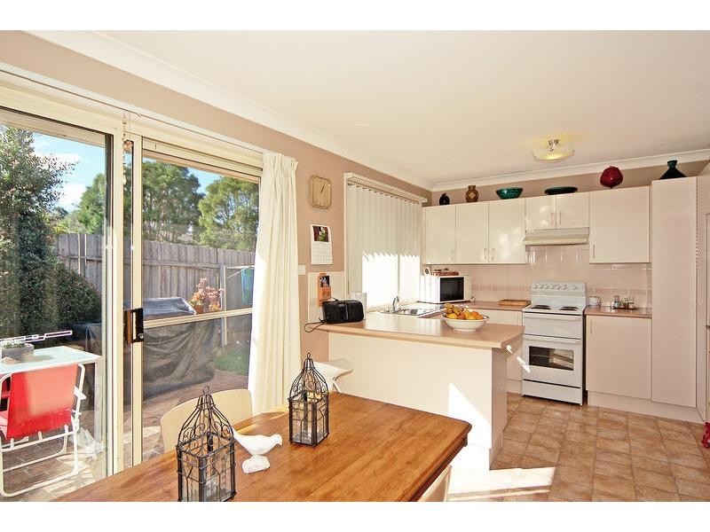 6/67 Brinawarr Street, Bomaderry NSW 2541
