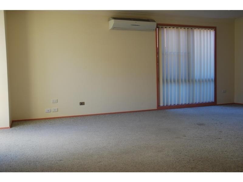 12 Olympic Drive, West Nowra NSW 2541