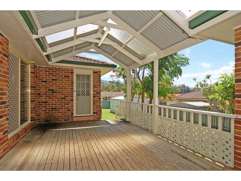 2 Regent Place, Bomaderry NSW 2541