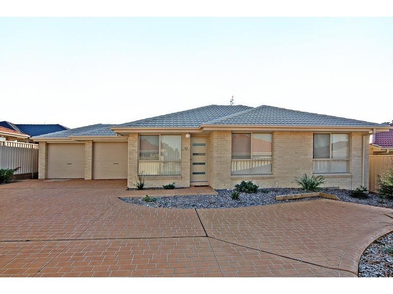 17 Sullivan Street, Worrigee NSW 2540