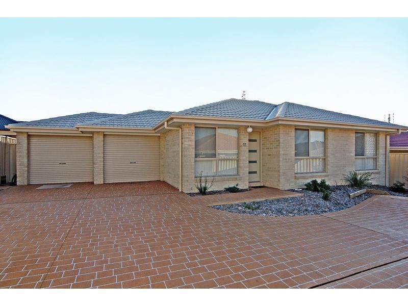 17 Sullivan Street, Worrigee NSW 2540