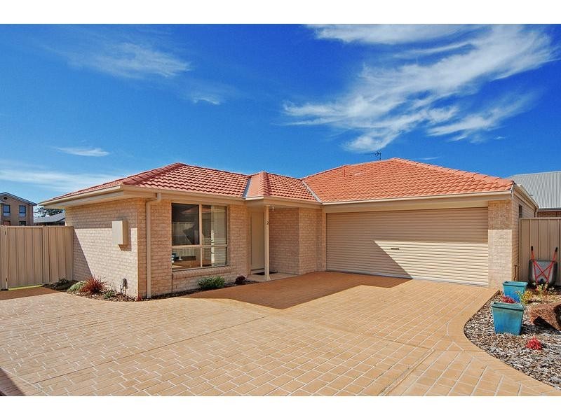 18a Blue Bell Way, Worrigee NSW 2540