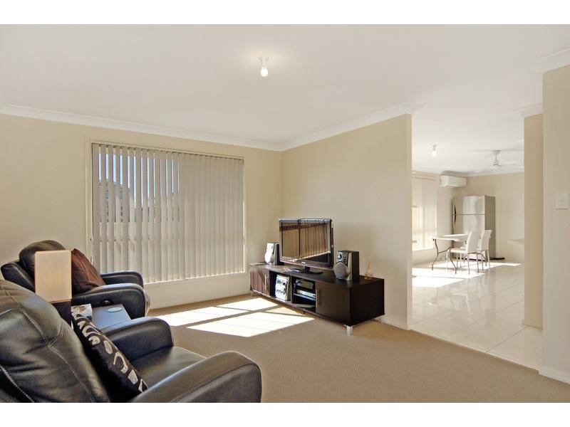 18a Blue Bell Way, Worrigee NSW 2540
