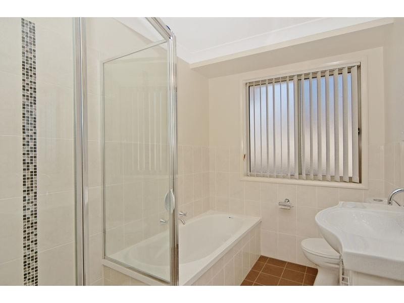 18a Blue Bell Way, Worrigee NSW 2540