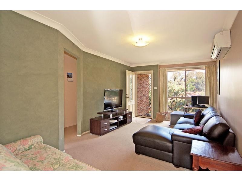 6/67 Brinawarr Street, Bomaderry NSW 2541